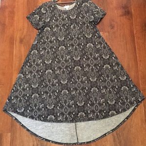 Lularoe - XS Carly